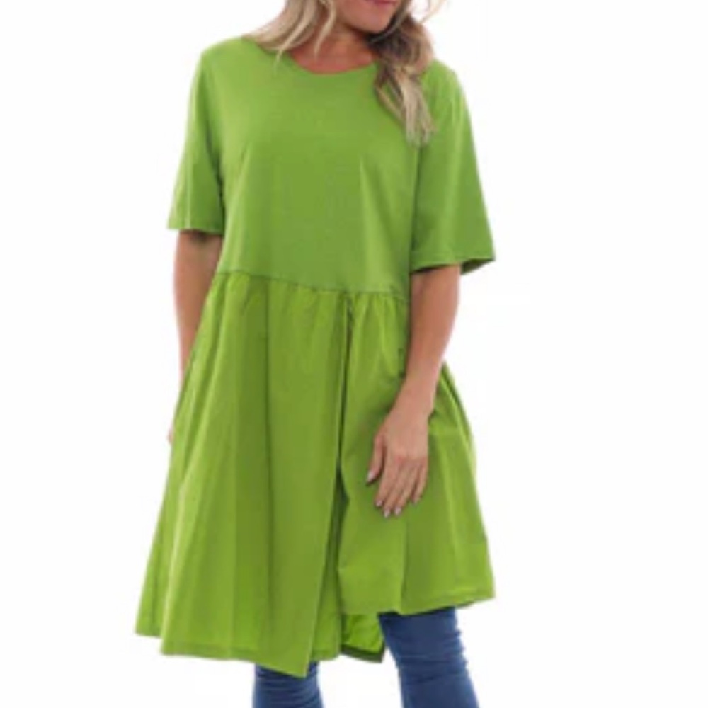 DIVERSE Italia Asymmetrical Cotton Dress in Pretty Green 💚